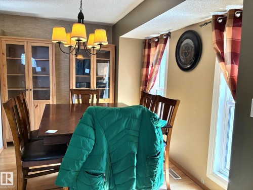 1248 48 Street, Edmonton, AB - Indoor Photo Showing Dining Room