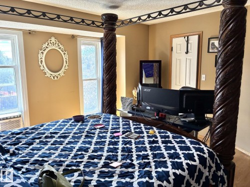 1248 48 Street, Edmonton, AB - Indoor Photo Showing Bedroom