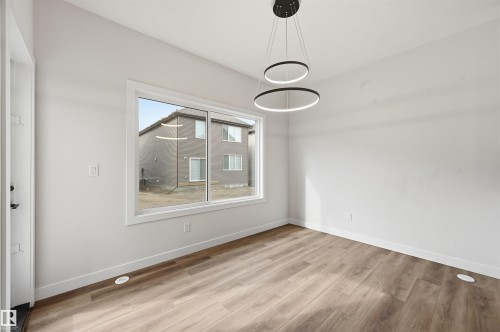 3218 Dixon Way, Edmonton, AB - Indoor Photo Showing Other Room