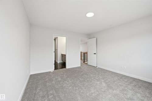 3218 Dixon Way, Edmonton, AB - Indoor Photo Showing Other Room
