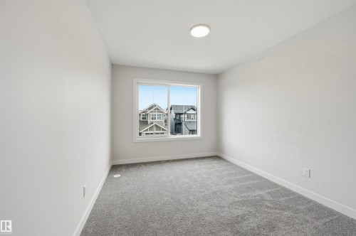 3218 Dixon Way, Edmonton, AB - Indoor Photo Showing Other Room