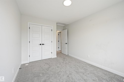3218 Dixon Way, Edmonton, AB - Indoor Photo Showing Other Room