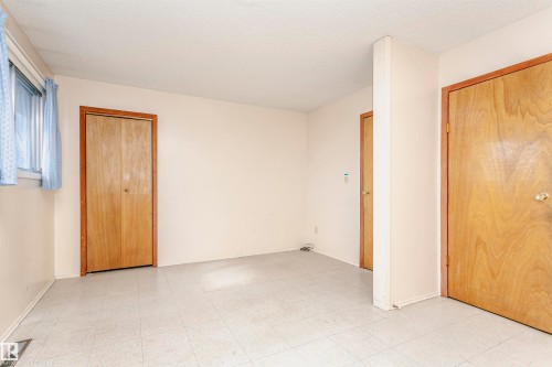 5041 48 Avenue, Bon Accord, AB - Indoor Photo Showing Other Room