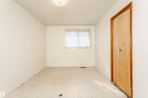 5041 48 Avenue, Bon Accord, AB - Indoor Photo Showing Other Room
