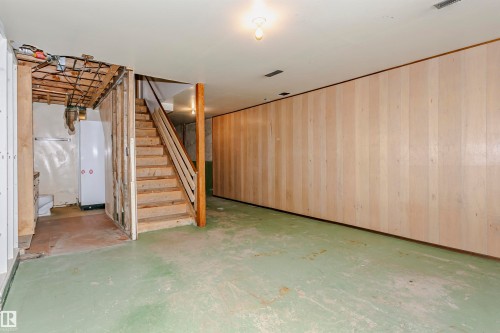 5041 48 Avenue, Bon Accord, AB - Indoor Photo Showing Other Room
