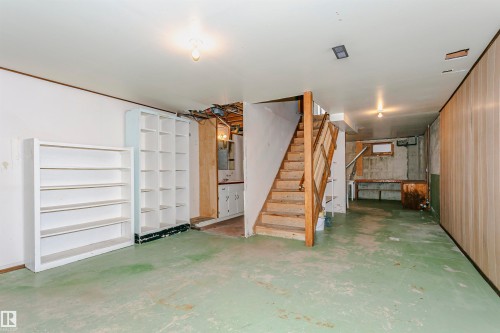 5041 48 Avenue, Bon Accord, AB - Indoor