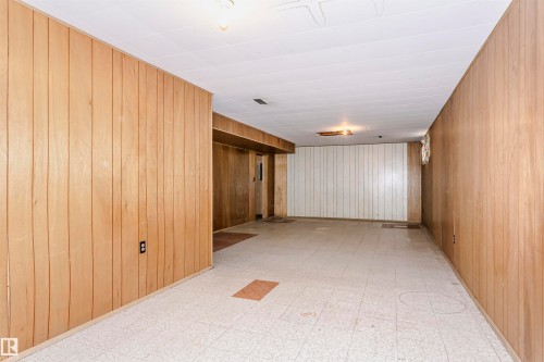 5041 48 Avenue, Bon Accord, AB - Indoor Photo Showing Other Room