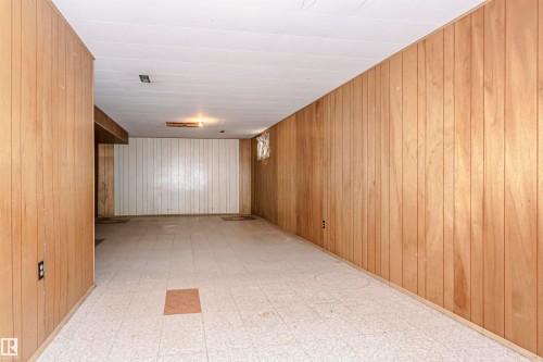 5041 48 Avenue, Bon Accord, AB - Indoor Photo Showing Other Room