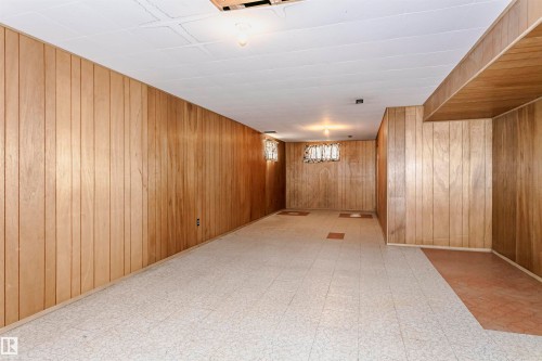 5041 48 Avenue, Bon Accord, AB - Indoor Photo Showing Other Room