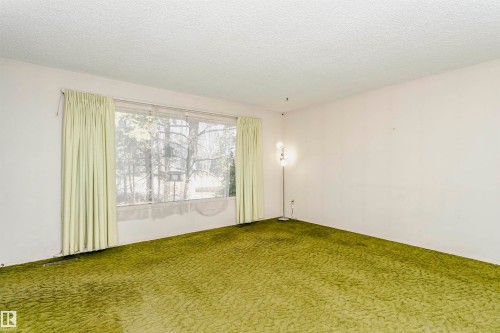 5041 48 Avenue, Bon Accord, AB - Indoor Photo Showing Other Room