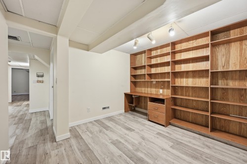 18424 96A Avenue, Edmonton, AB - Indoor Photo Showing Other Room