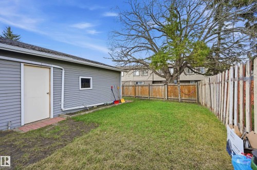 18424 96A Avenue, Edmonton, AB - Outdoor