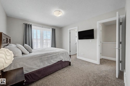 82 Gilmore Way, Spruce Grove, AB - Indoor Photo Showing Bedroom