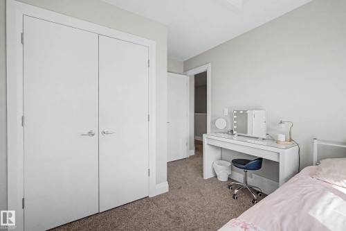 82 Gilmore Way, Spruce Grove, AB - Indoor Photo Showing Bedroom