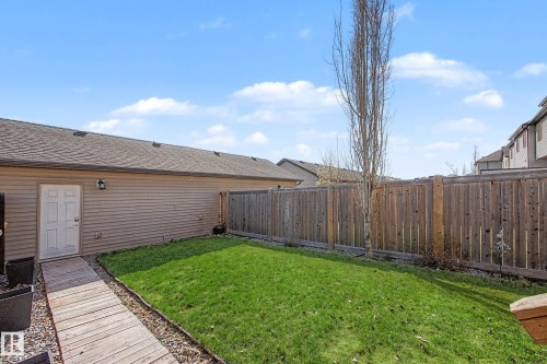 82 Gilmore Way, Spruce Grove, AB - Outdoor