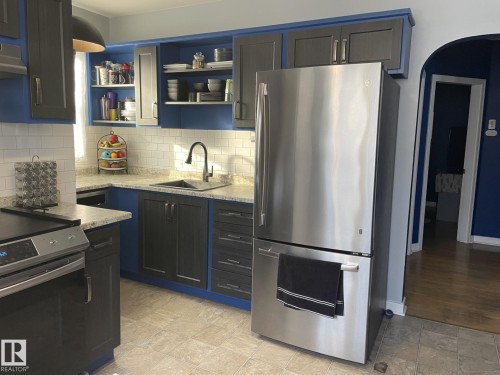 11844 96 Street, Edmonton, AB - Indoor Photo Showing Kitchen