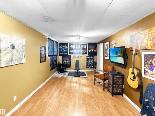 11844 96 Street, Edmonton, AB - Indoor Photo Showing Other Room
