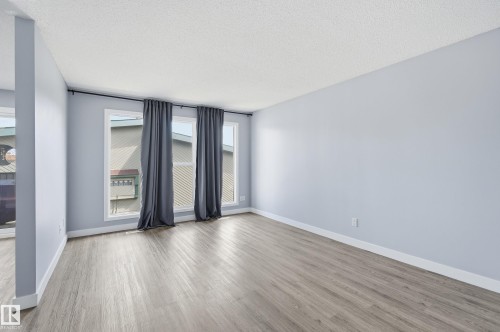 6453 180 Street, Edmonton, AB - Indoor Photo Showing Other Room