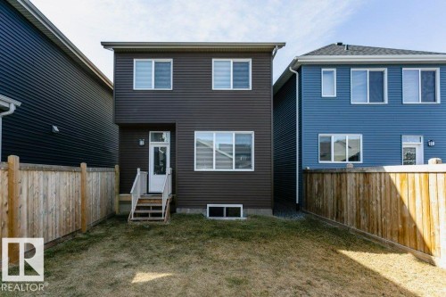 1529 Plum Circle, Edmonton, AB - Outdoor