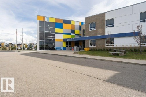 1529 Plum Circle, Edmonton, AB - Outdoor