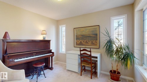 721 Butterworth Drive, Edmonton, AB - Indoor Photo Showing Other Room