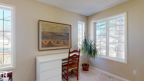 721 Butterworth Drive, Edmonton, AB - Indoor Photo Showing Other Room