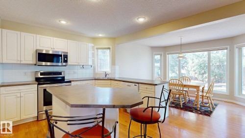 721 Butterworth Drive, Edmonton, AB - Indoor