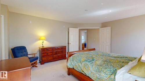721 Butterworth Drive, Edmonton, AB - Indoor Photo Showing Bedroom