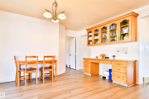 8710 156A Avenue, Edmonton, AB - Indoor