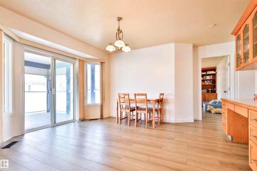 8710 156A Avenue, Edmonton, AB - Indoor Photo Showing Dining Room