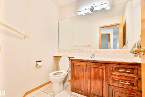 8710 156A Avenue, Edmonton, AB - Indoor Photo Showing Bathroom