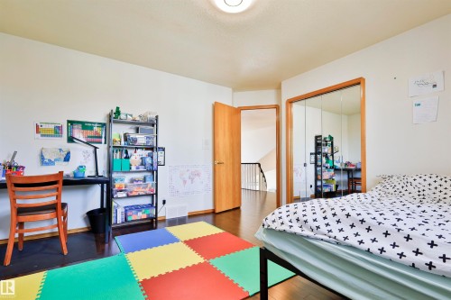 8710 156A Avenue, Edmonton, AB - Indoor Photo Showing Bedroom