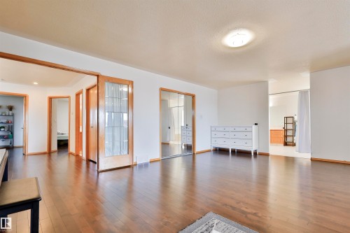 8710 156A Avenue, Edmonton, AB - Indoor