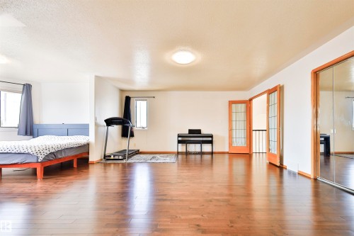 8710 156A Avenue, Edmonton, AB - Indoor