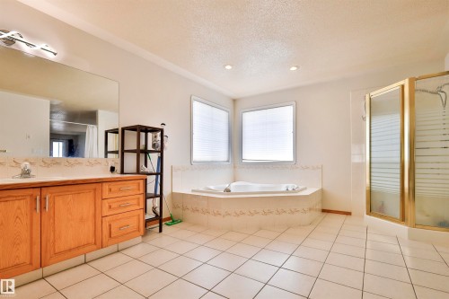 8710 156A Avenue, Edmonton, AB - Indoor Photo Showing Bathroom