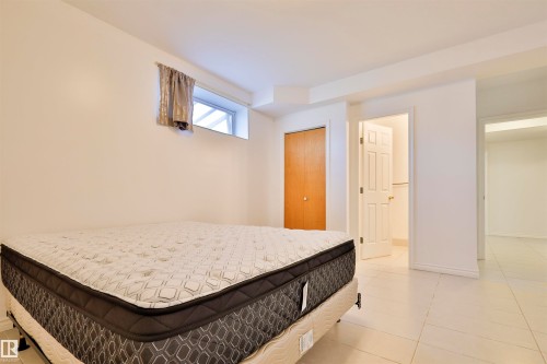 8710 156A Avenue, Edmonton, AB - Indoor Photo Showing Other Room