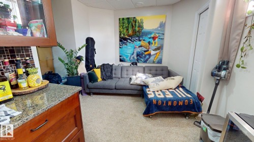 325 Cutts Court, Edmonton, AB - Indoor