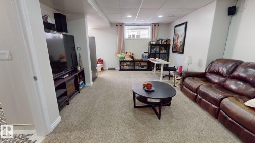 325 Cutts Court, Edmonton, AB - Indoor Photo Showing Basement