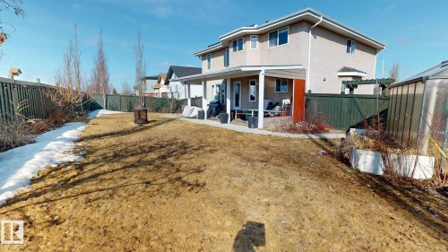 325 Cutts Court, Edmonton, AB - Outdoor