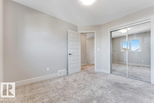 2604 20 Avenue, Edmonton, AB - Indoor Photo Showing Other Room