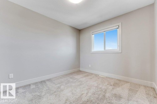 2604 20 Avenue, Edmonton, AB - Indoor Photo Showing Other Room