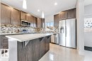 2604 20 Avenue, Edmonton, AB  - Indoor Photo Showing Kitchen With Upgraded Kitchen 
