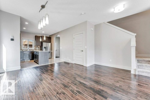 2604 20 Avenue, Edmonton, AB - Indoor