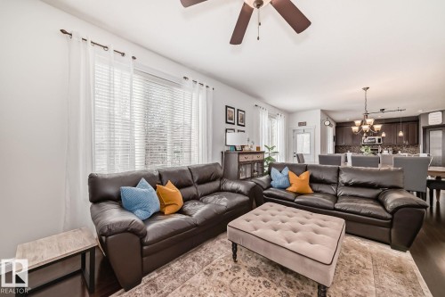 17436 108 Street, Edmonton, AB - Indoor Photo Showing Living Room