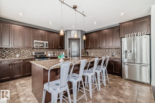 17436 108 Street, Edmonton, AB - Indoor Photo Showing Kitchen With Upgraded Kitchen