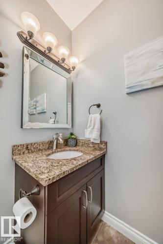 17436 108 Street, Edmonton, AB - Indoor Photo Showing Bathroom