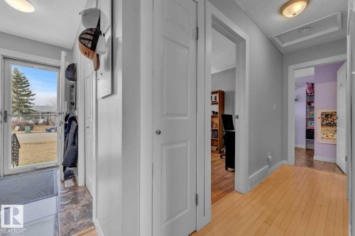 20 Caledonia Drive, Leduc, AB - Indoor Photo Showing Other Room
