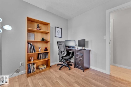 20 Caledonia Drive, Leduc, AB - Indoor Photo Showing Office