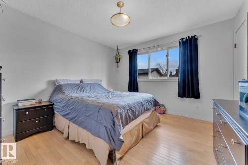 20 Caledonia Drive, Leduc, AB - Indoor Photo Showing Bedroom