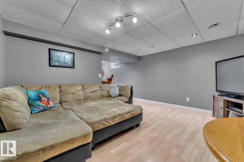 20 Caledonia Drive, Leduc, AB - Indoor Photo Showing Other Room